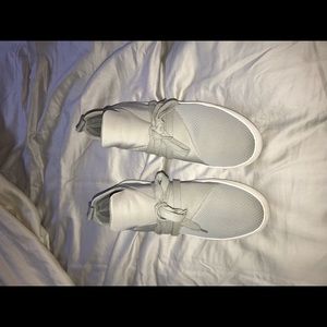 Steve Madden sneakers